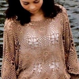 Блуза из квадратных мотивов