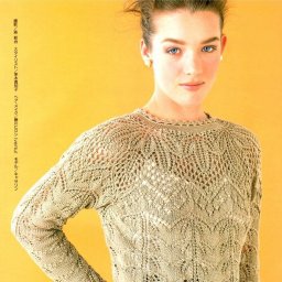 Изящный пуловер спицами