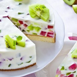 У нас сегодня сразу 10 именинницы!