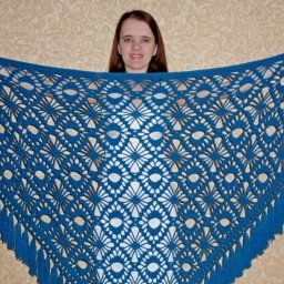 Вяжем крючком простую шаль