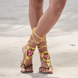 Ажурные украшения для ног