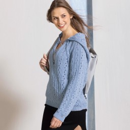 ​Голубой ажурный пуловер с капюшоном