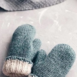 Описание двойных варежек спицами