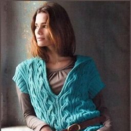 Туника с капюшоном, вяжем спицами