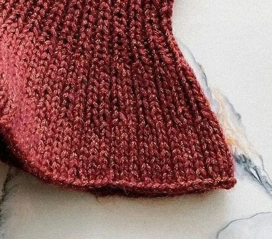 Манишка спицами