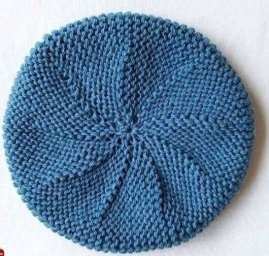 Берет платочной вязкой