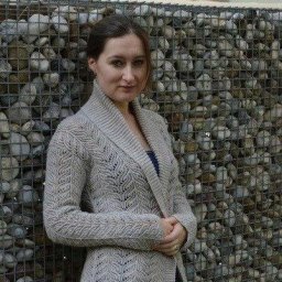 Симпатичный кардиган спицами