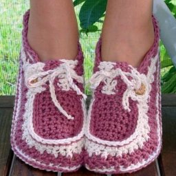 Очаровательные тапочки, вяжем крючком