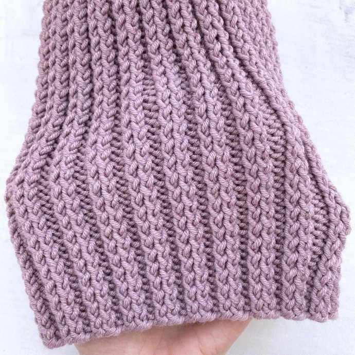 Шапочка со скрещенными петлями