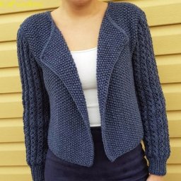 Вязаный спицами жакет на любой случай