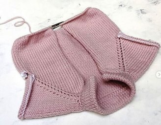 Учимся вязать красивый реглан