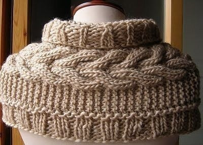 Шарф-накидка спицами