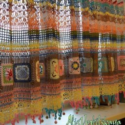 Вязаная крючком занавеска