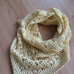 Вяжем нежный весенний бактус