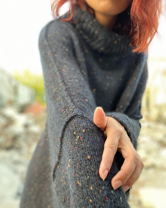 Свитер оверсайз из Infiniti Tweed