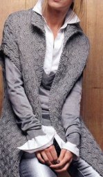 Жилет спицами