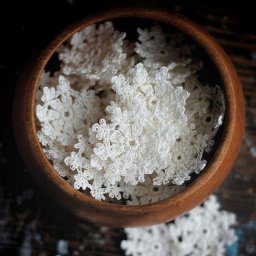 И еще порция снежинок к новому году!