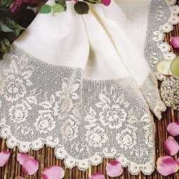 Изысканная кайма в филейной технике