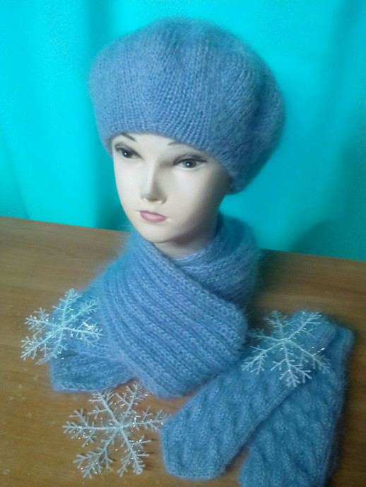 Теплый берет из мохера спицами