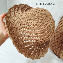 ​ Шляпка крючком — стильная защита от солнца с характером