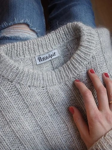 Женский свитер Vertical Stripes Женский свитер Vertical Stripes