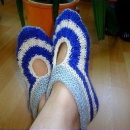 Милые носочки спицами