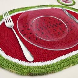 Необычная подставка для сервировки стола