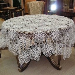 Очаровательная скатерть крючком