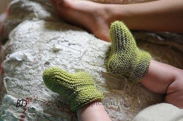 Вяжем простые пинеточки на двух спицах