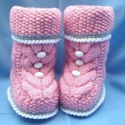 Детские вязаные сапожки