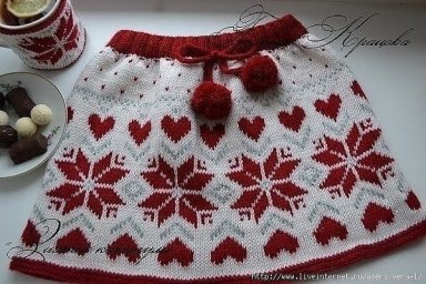 Юбочка для девочки с жаккардовыми звездными снежинками