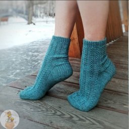 Кpаткоe опиcаниe ноcочков спицами