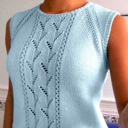 Топ с центральным ажурным узором