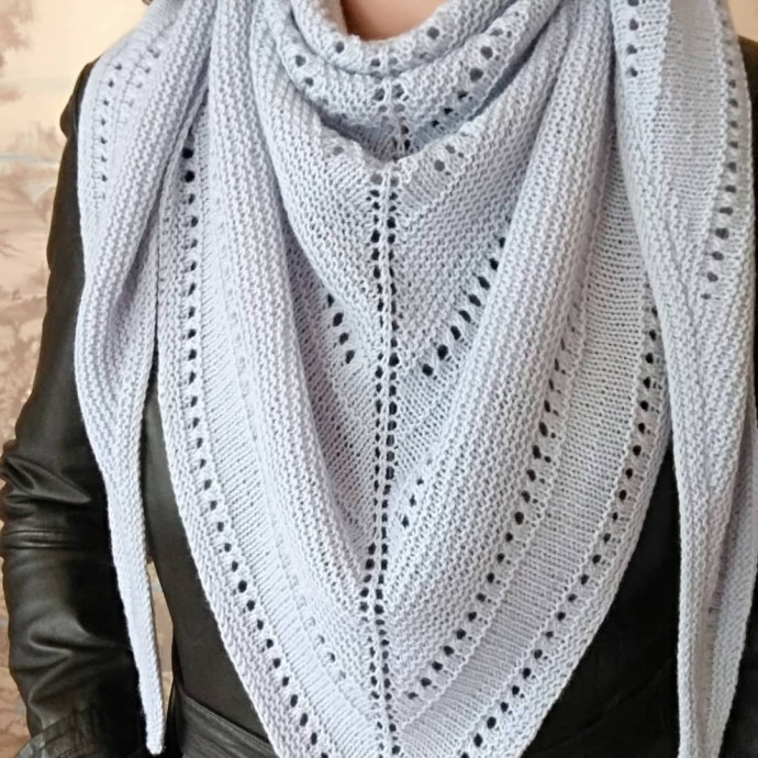 Симпатичный бактус спицами Симпатичный бактус спицами