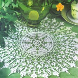 Ажурная салфетка "Волшебная снежинка"