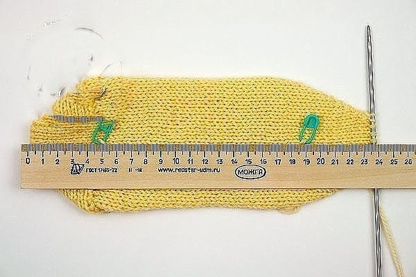 Носки на двух спицах без шва