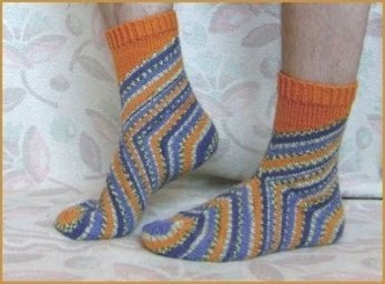 Носочки, связанные, начиная с пятки