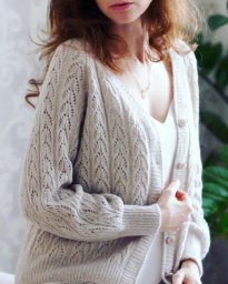 Уютный кардиган, связанный спицами