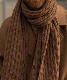 Шарф рельефной гранёной резинкой спицами