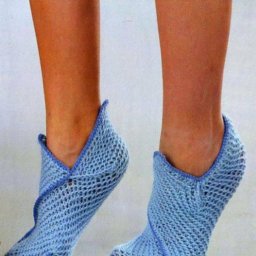 Симпатичные носочки спицами