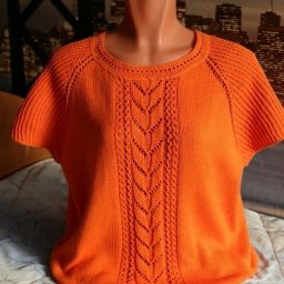 Яркий летний топ спицами, реглан сверху