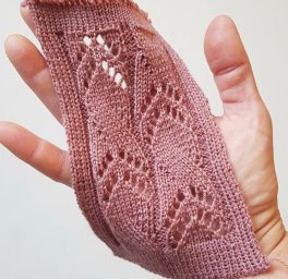 Красивый узор спицами