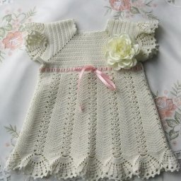 Нарядное детское платье крючком