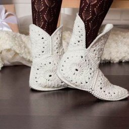 Тапочки-сапожки крючком