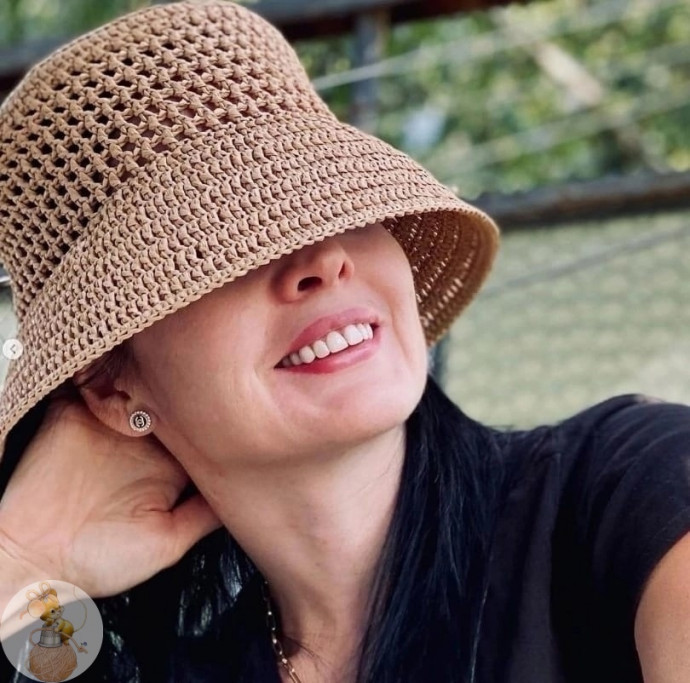 &Pi;анама кpючкoм