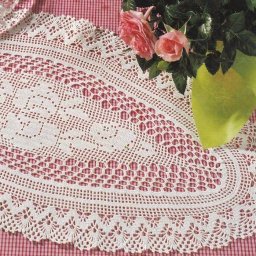 Красивая салфетка - украшение для стола