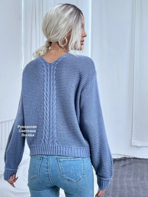 Стильный пуловер спицами