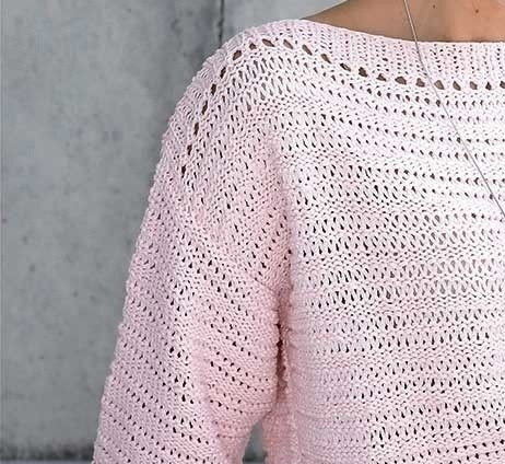 Розовый джемпер свободного силуэта