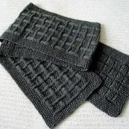 Красивый шарф с интересным узором