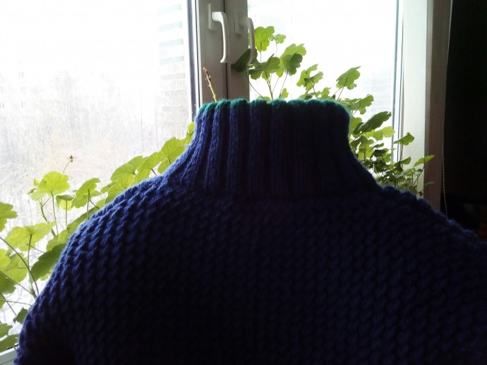 Вязаный мужской свитер Поло